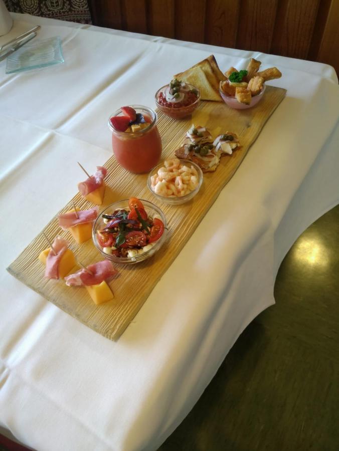 Oberägeri Hotel - Restaurant Eierhals Am Aegerisee מראה חיצוני תמונה