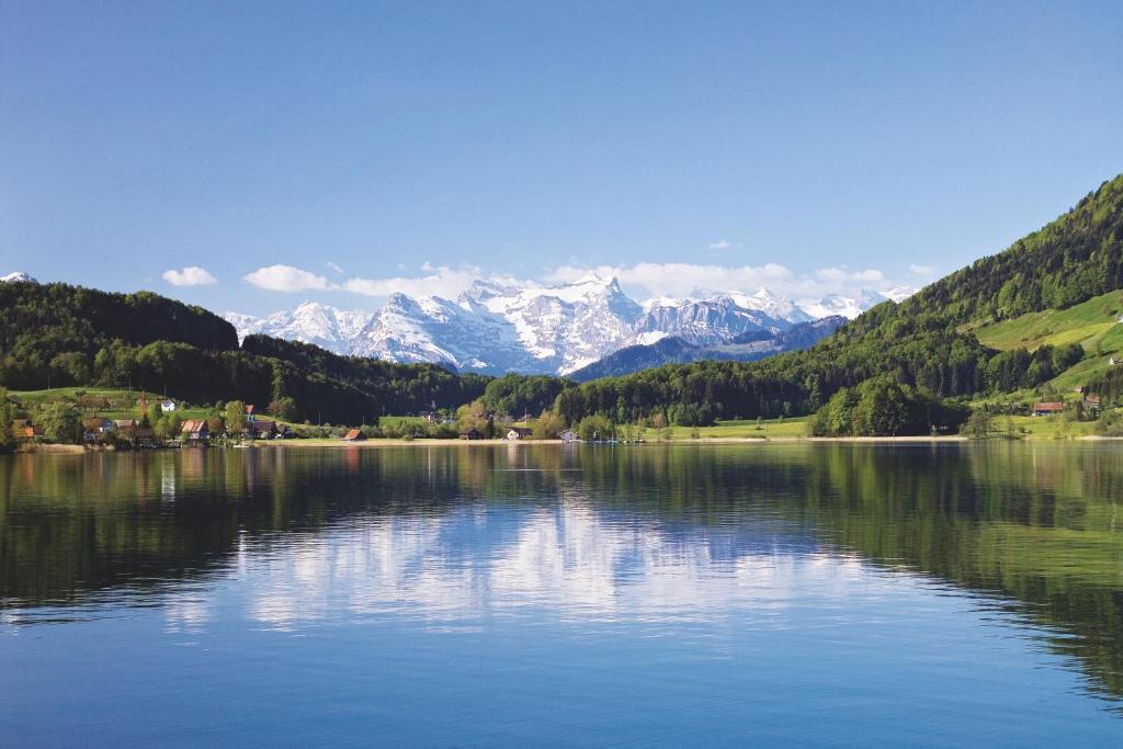 Oberägeri Hotel - Restaurant Eierhals Am Aegerisee מראה חיצוני תמונה