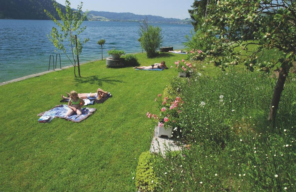 Oberägeri Hotel - Restaurant Eierhals Am Aegerisee מראה חיצוני תמונה
