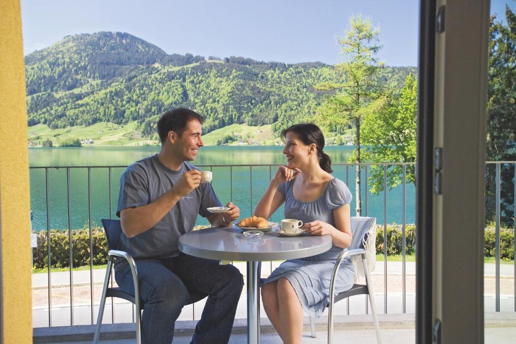 Oberägeri Hotel - Restaurant Eierhals Am Aegerisee מראה חיצוני תמונה